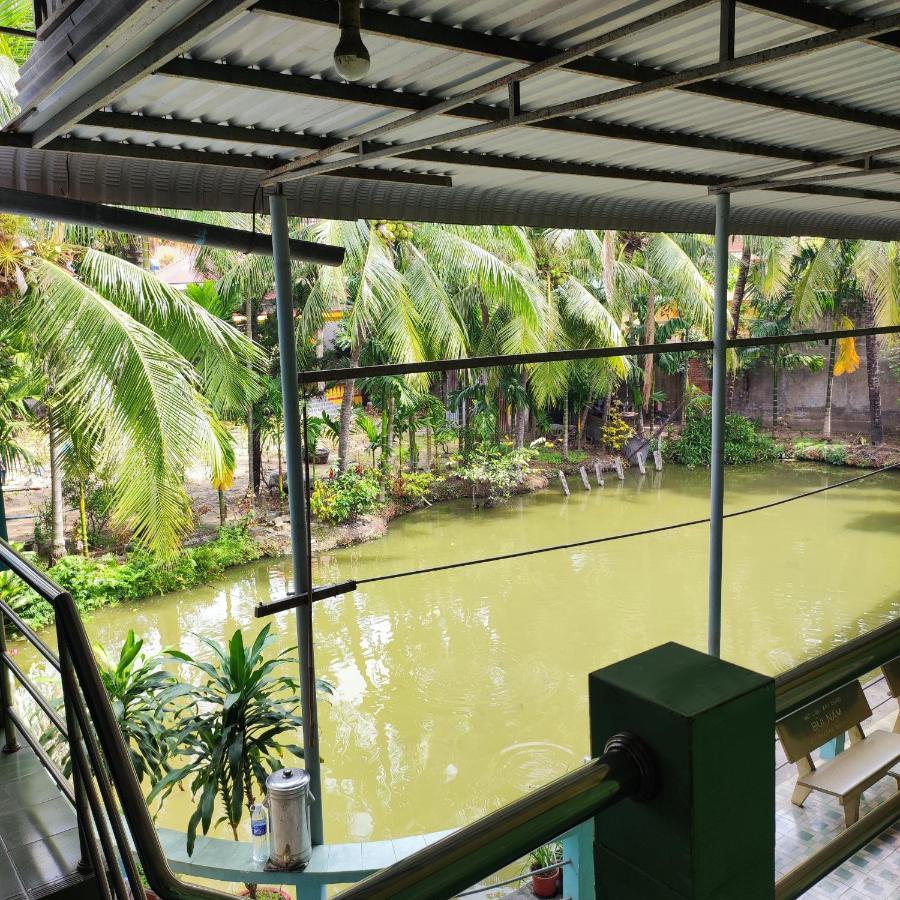 Khach San 20 Hotel Chau Doc Exterior photo